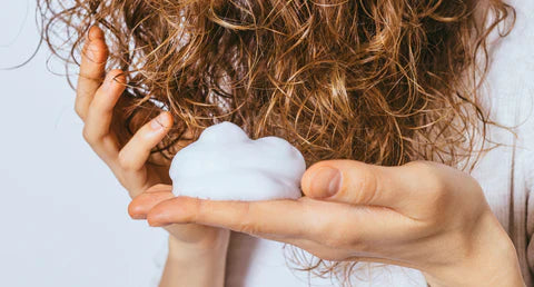 Comment prendre soin de vos cheveux avec des produits naturels